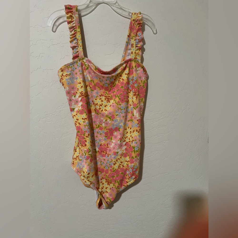 Billabong swimsuit size xl - Picture 2 of 2